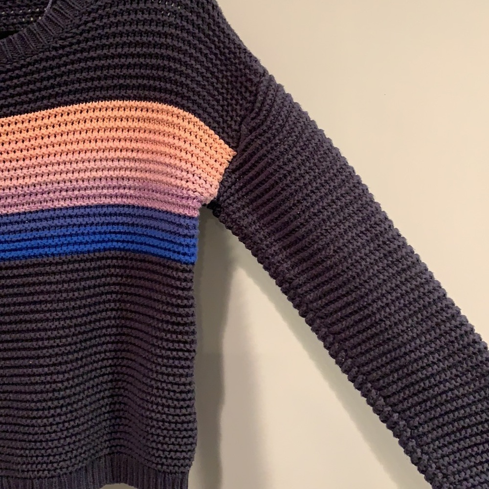 Sweater - Picture 3 of 7